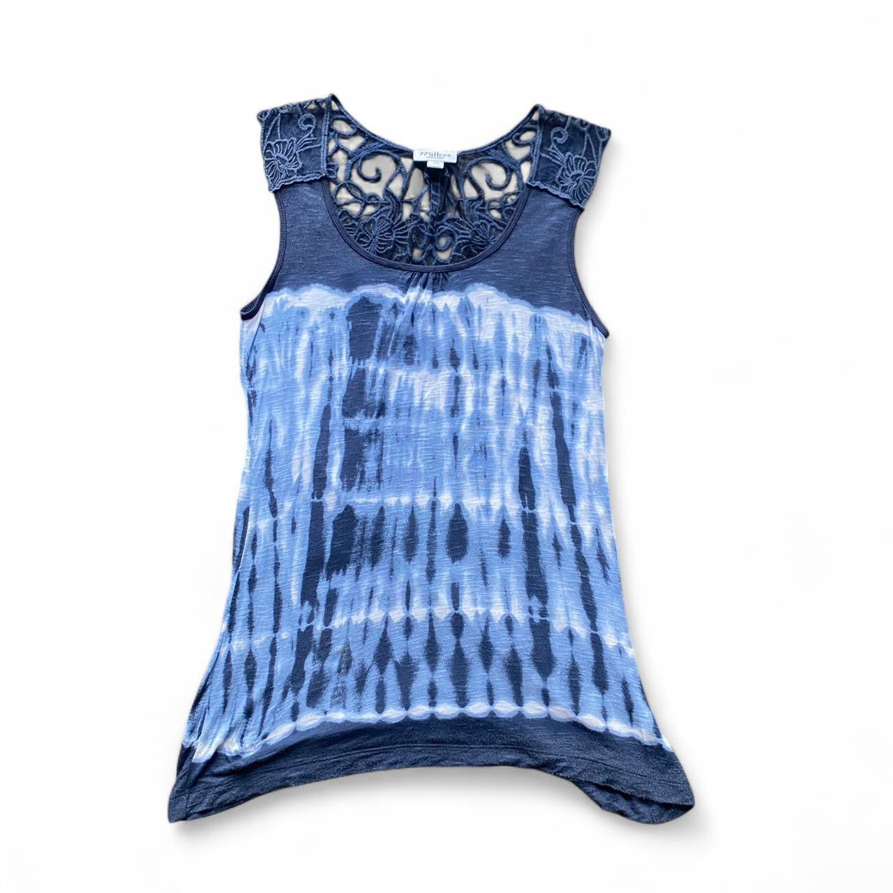 Cute blue two toned tie dye lace tank top