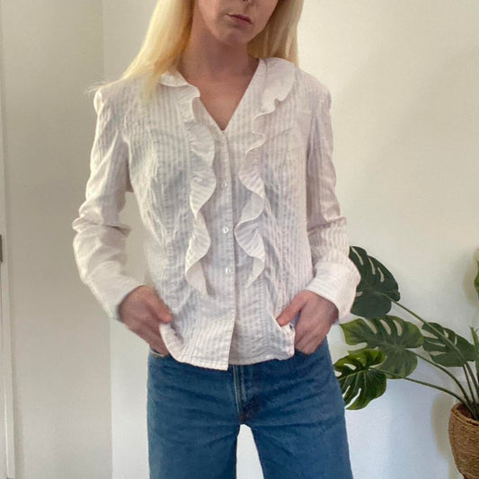Cute vintage pinstripe cream and white ruffle blouse