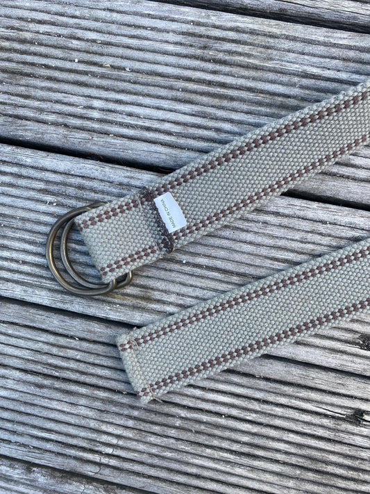 Y2K green and brown loop belt