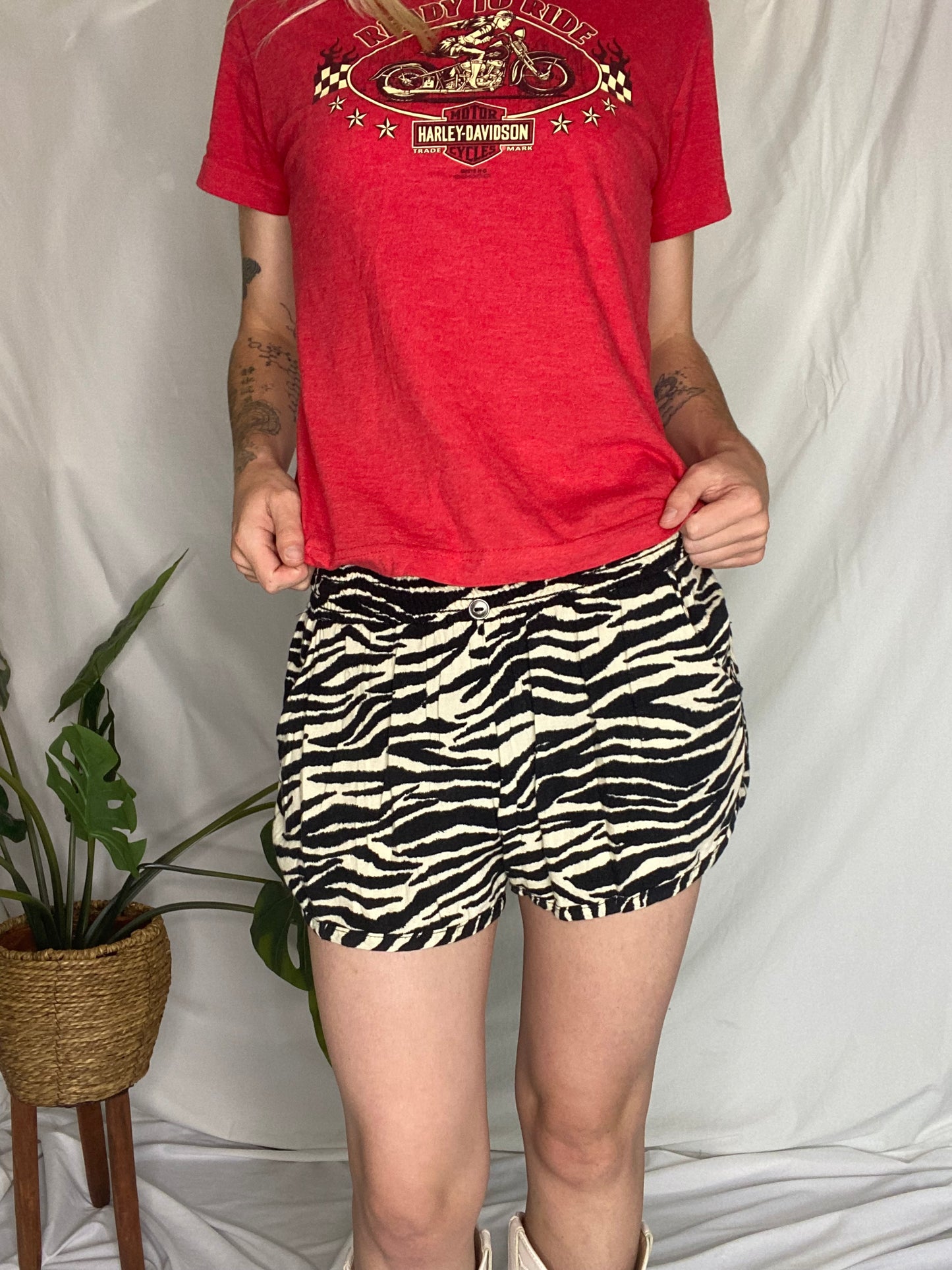 Black/cream Zebra print flowy mini shorts