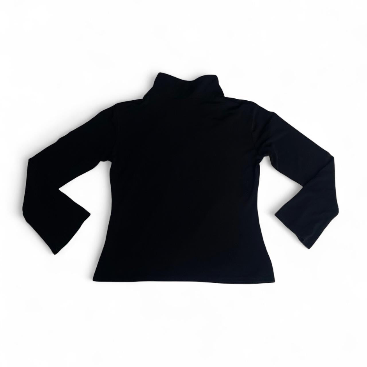 Black 3/4 v neck collared top