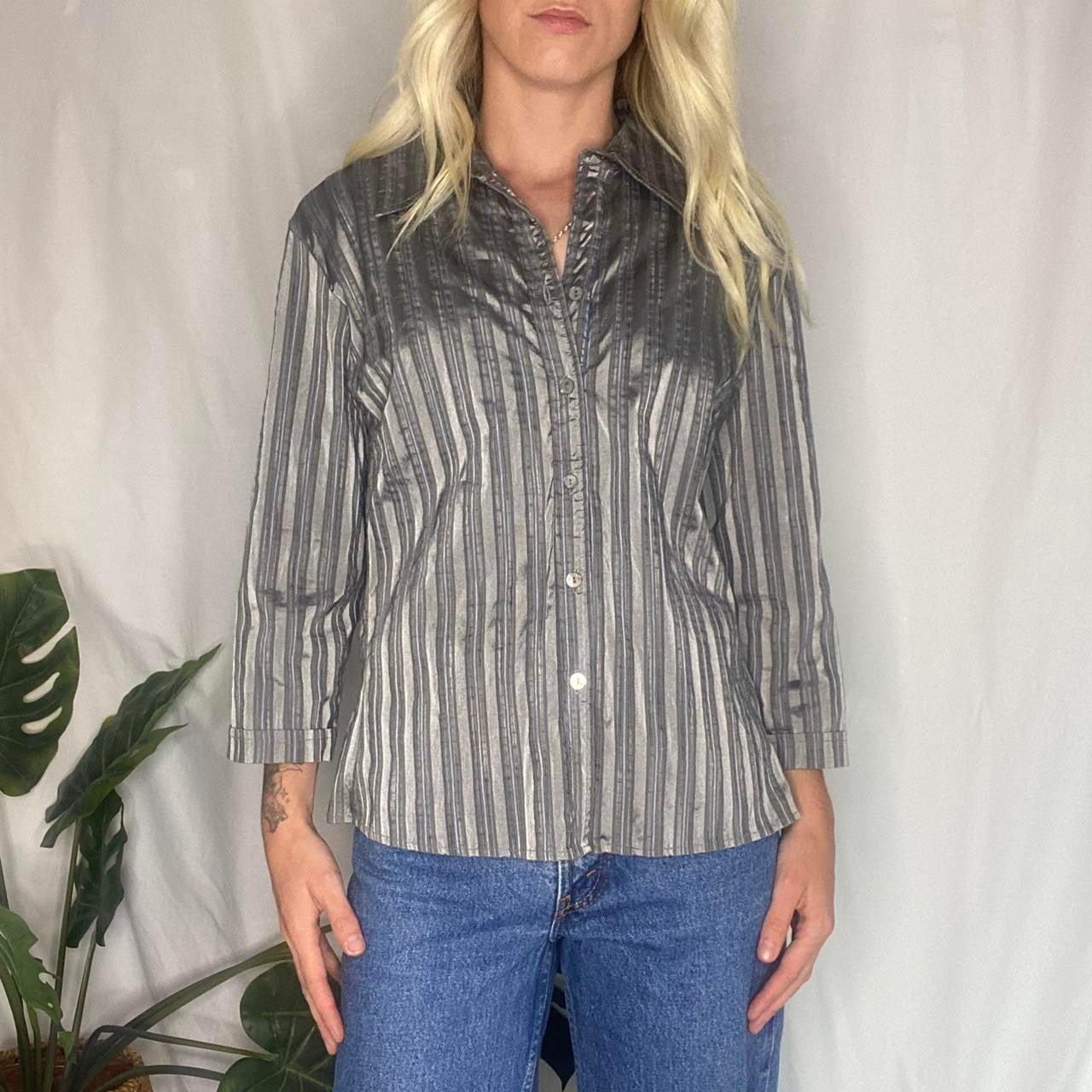 90s grey and blue stripe fitted button up