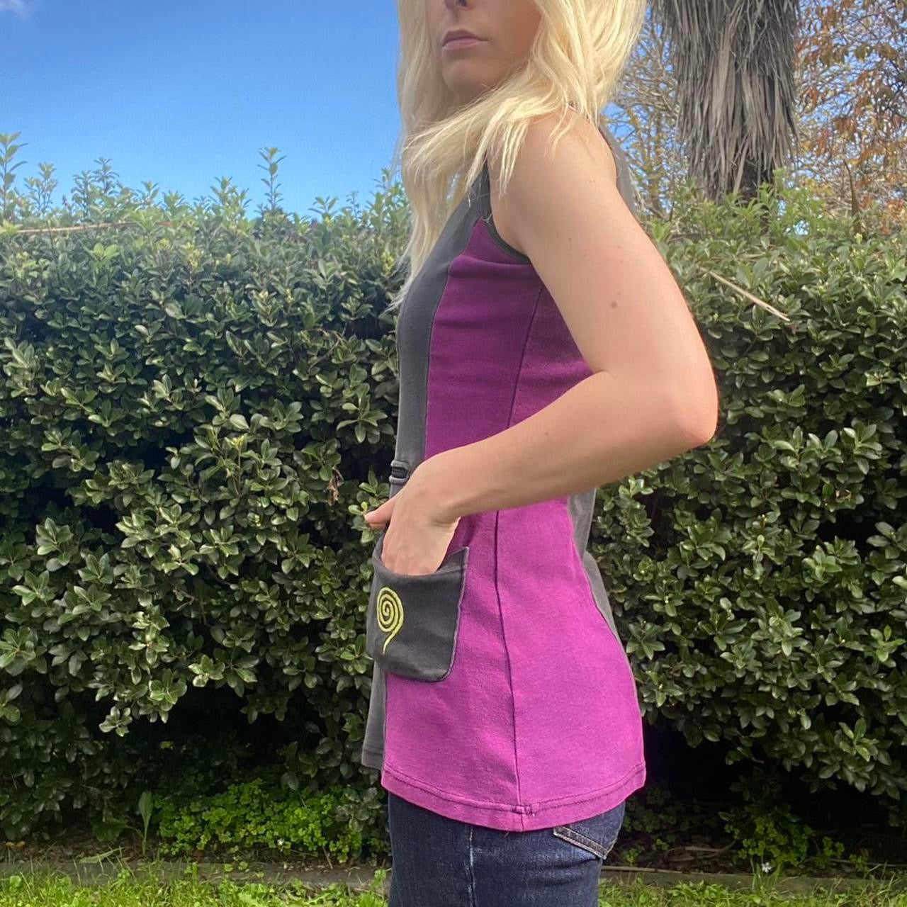 Funky Vintage Purple/black vest top