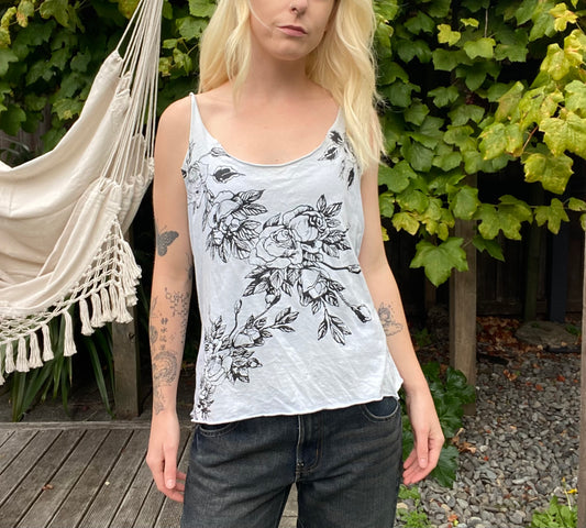 00s baby blue floral printed tank top