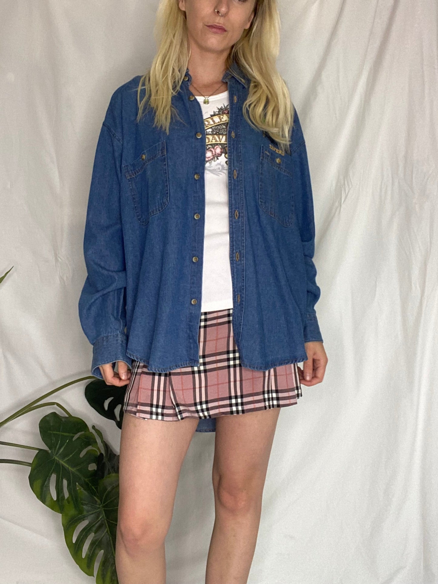 Vintage 80s Denim Shirt with cool embroidery