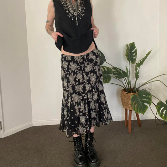Vintage black and white floral midi skirt