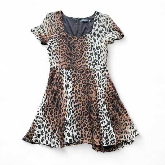 Cute babydoll Leopard print mini dress