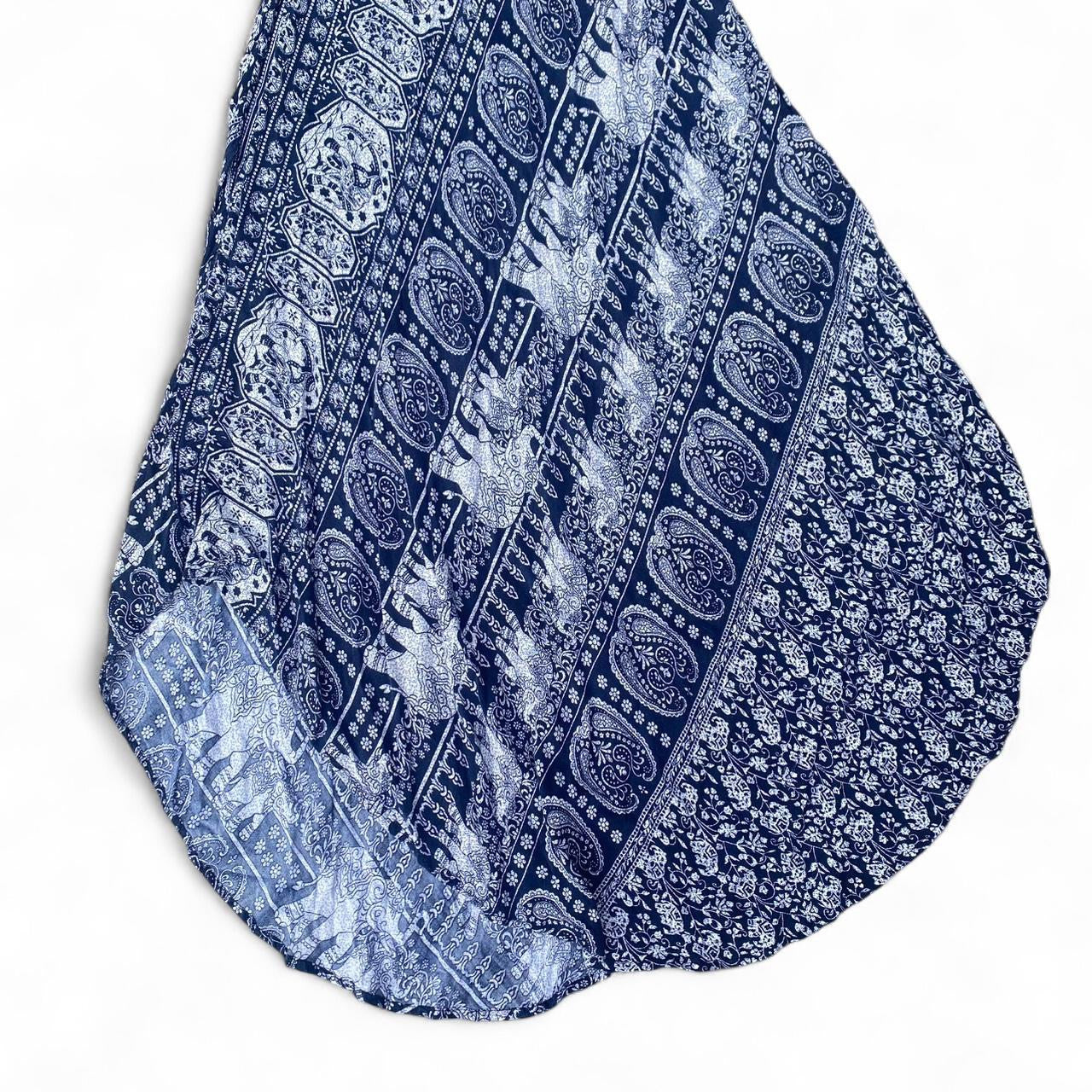 Beachy elephant print flowy maxi dress