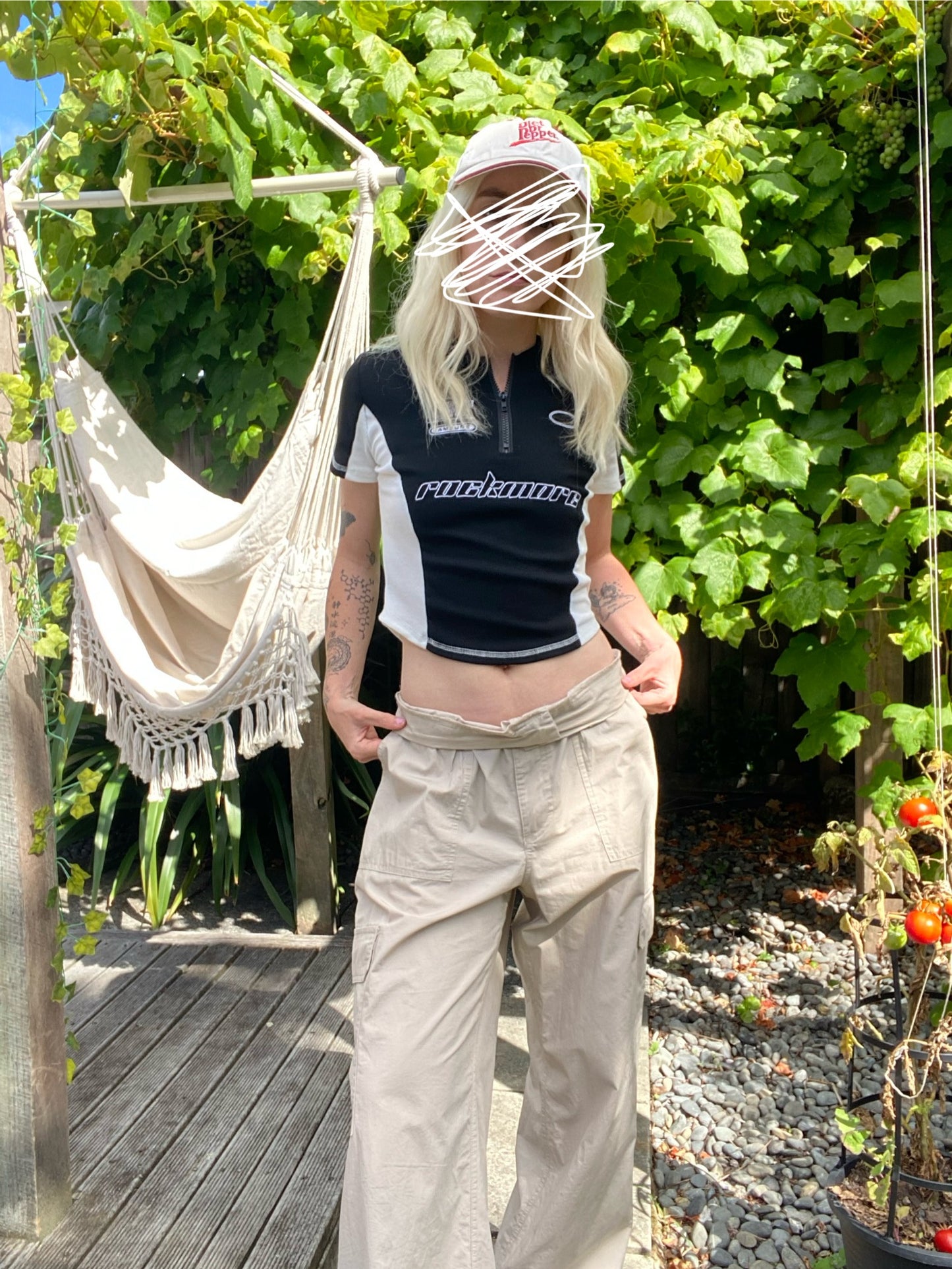 Cream wide-leg cargo pants!
