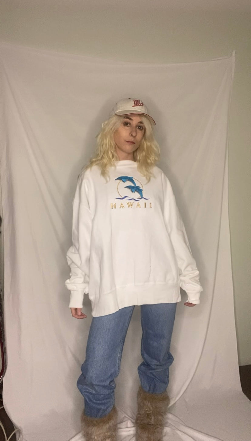 White vintage 90s embroidered Hawaii dolphin crewneck sweatshirt