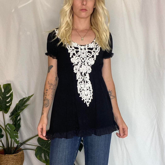 Y2K black ruched top with white lace