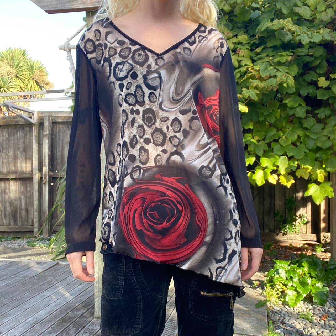 Cool 00s Rose and Leopard Print Asymmetrical Top