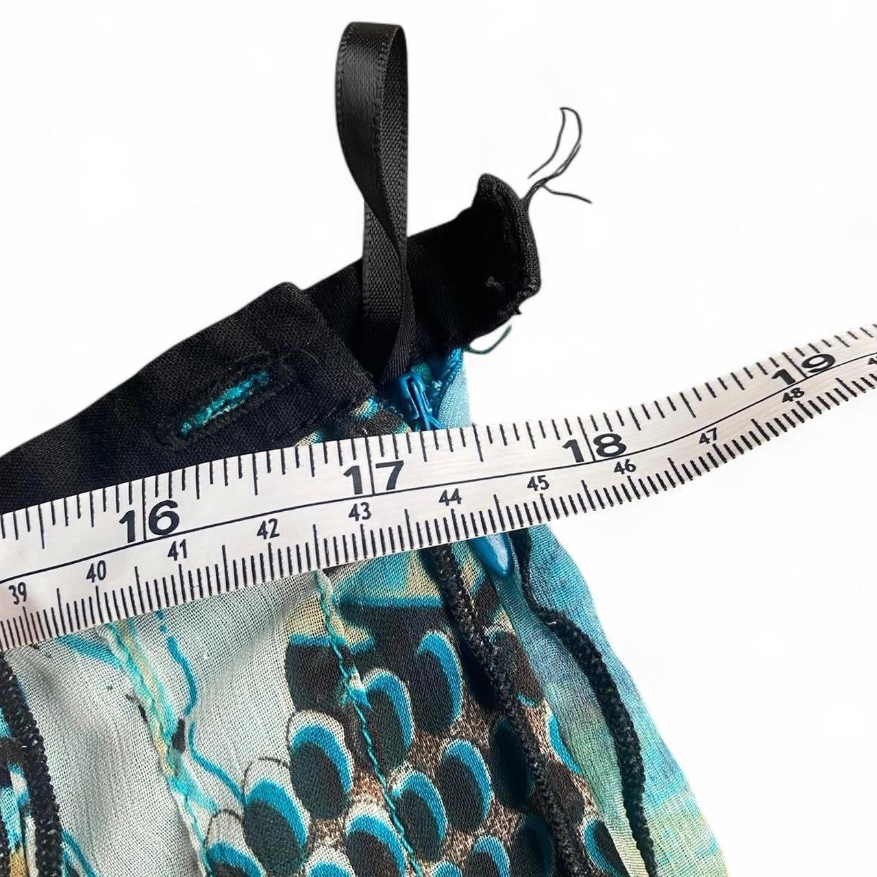 Gorgeous 00s mermaid low-rise turquoise skirt