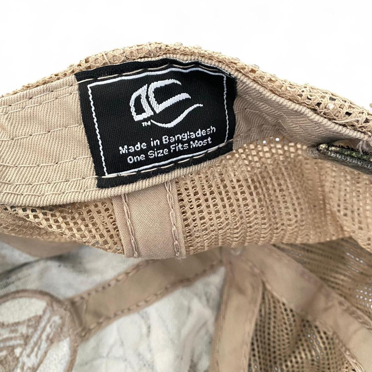 Sick real tree camo and beige cap
