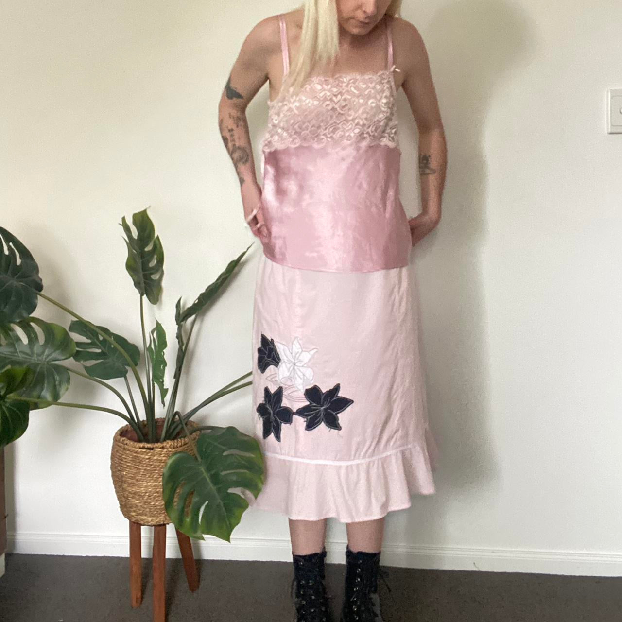 Vintage pretty pink midi skirt