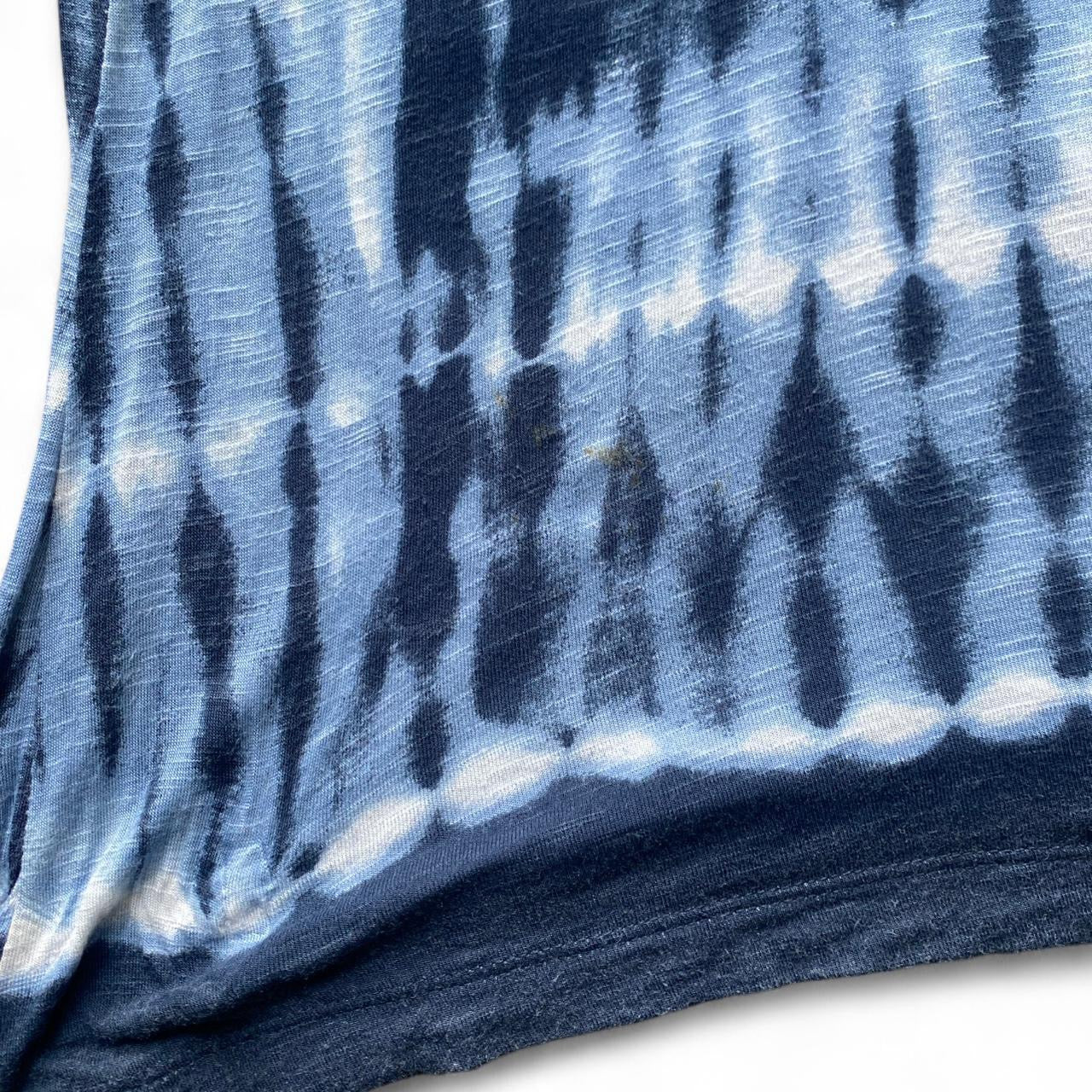 Cute blue two toned tie dye lace tank top