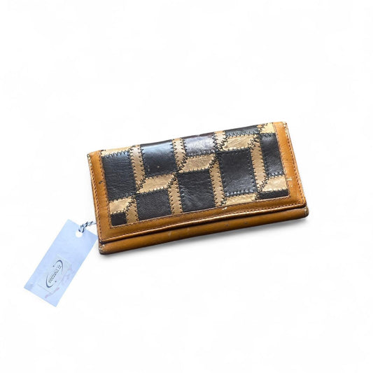 Vintage Tan and Brown checkered leather wallet