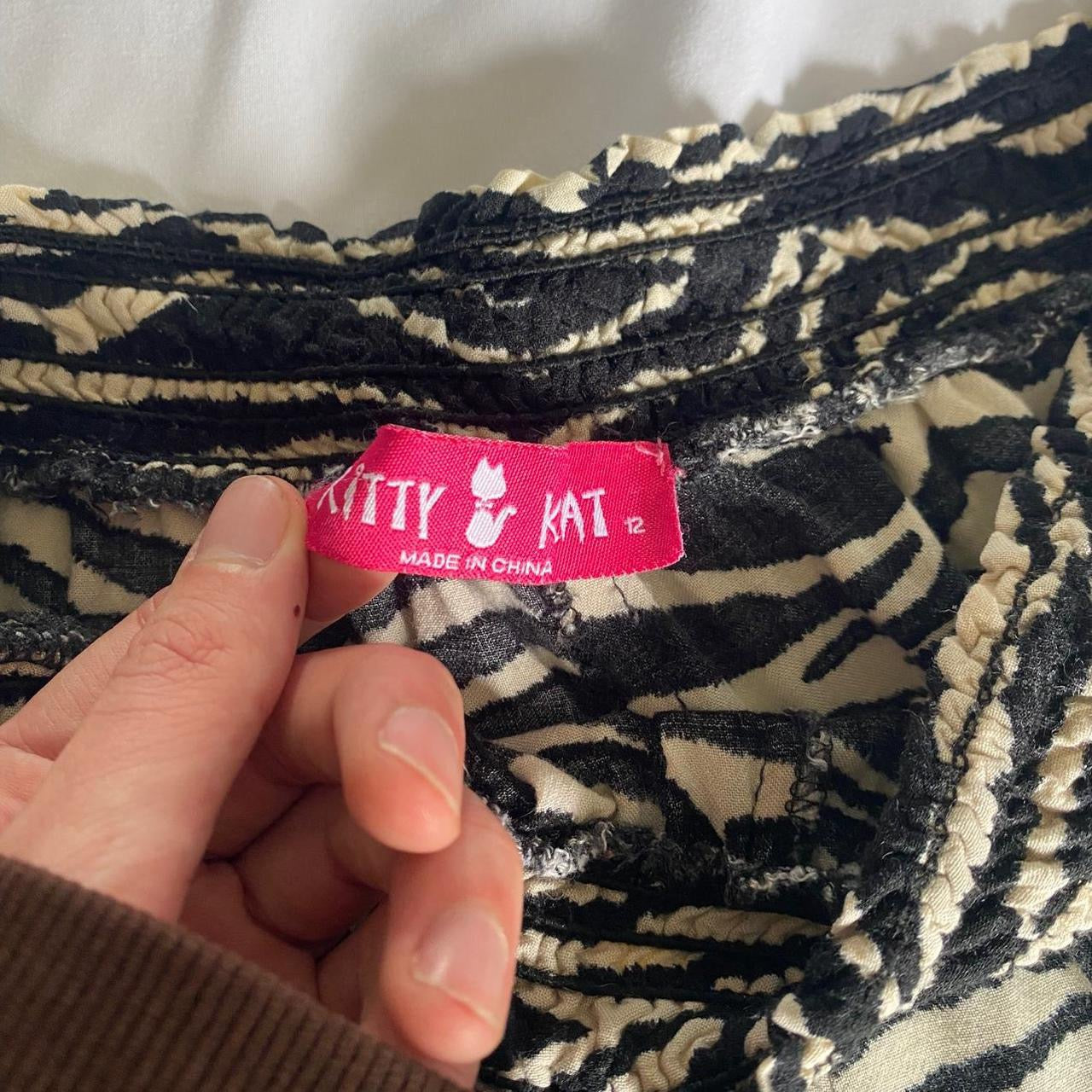 Black/cream Zebra print flowy mini shorts