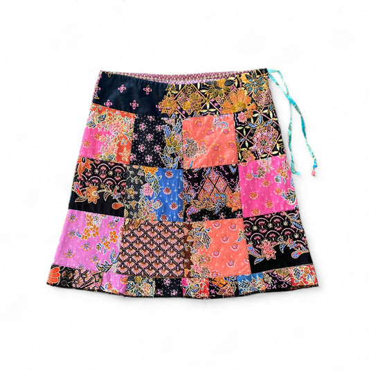 Amazing patchwork midi skirt with stunning beading 🩷