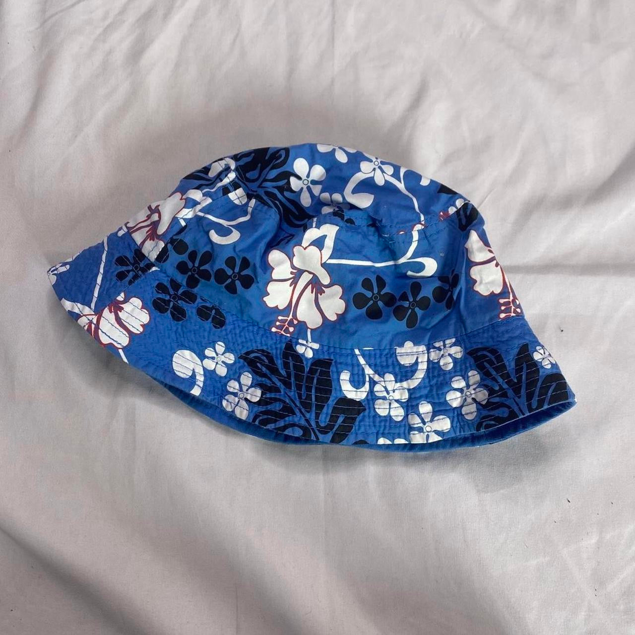 Vodka Crusier Hawaiian print reversible bucket hat
