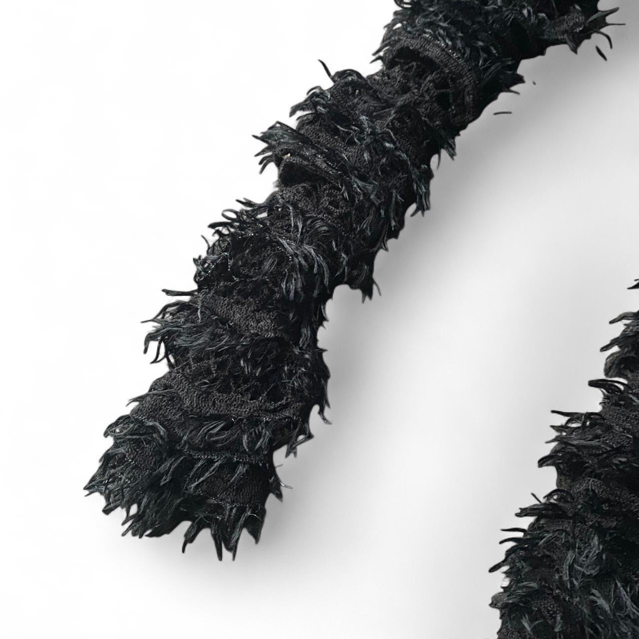 Black fluffy chunky Y2K scarf