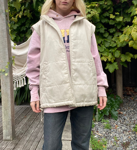 Cool Vintage cream puffer zip up vest